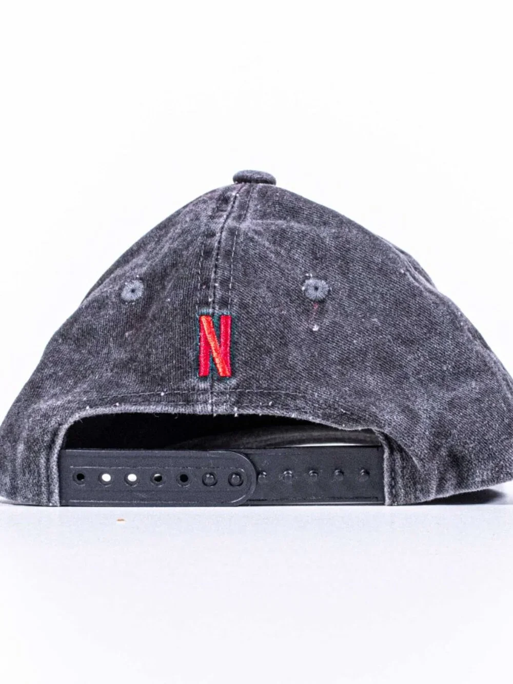 WWE Raw Netflix Debut VIP Exclusive Snapback Hat Cap Wrestling Promo Black Red
